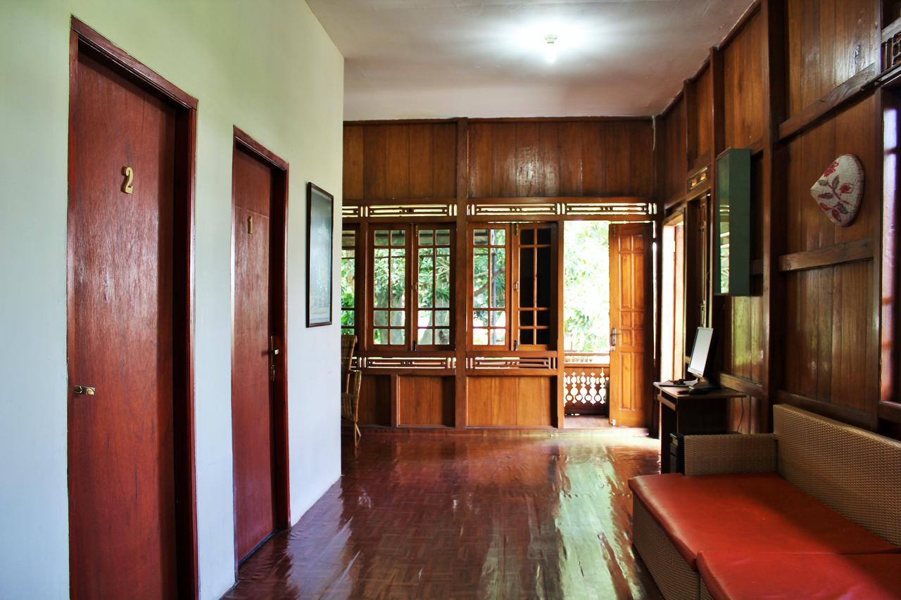 Reddoorz Hostel @ Dago 2 บันดุง ภายนอก รูปภาพ