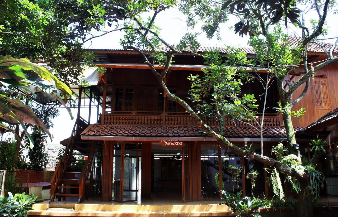 Reddoorz Hostel @ Dago 2 บันดุง ภายนอก รูปภาพ