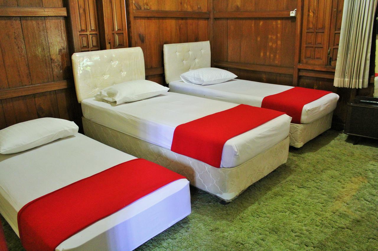 Reddoorz Hostel @ Dago 2 บันดุง ภายนอก รูปภาพ