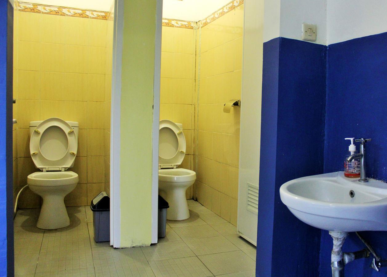 Reddoorz Hostel @ Dago 2 บันดุง ภายนอก รูปภาพ
