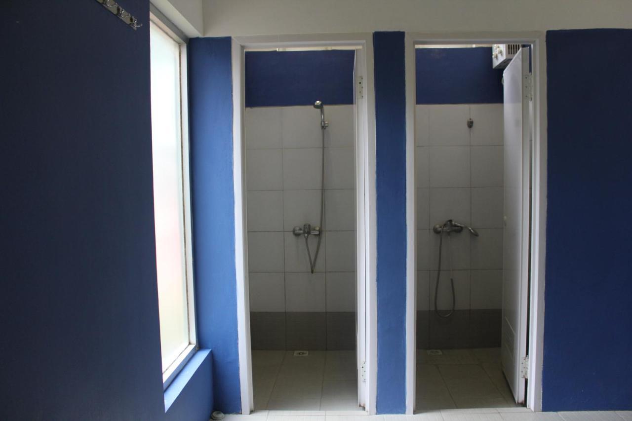 Reddoorz Hostel @ Dago 2 บันดุง ภายนอก รูปภาพ