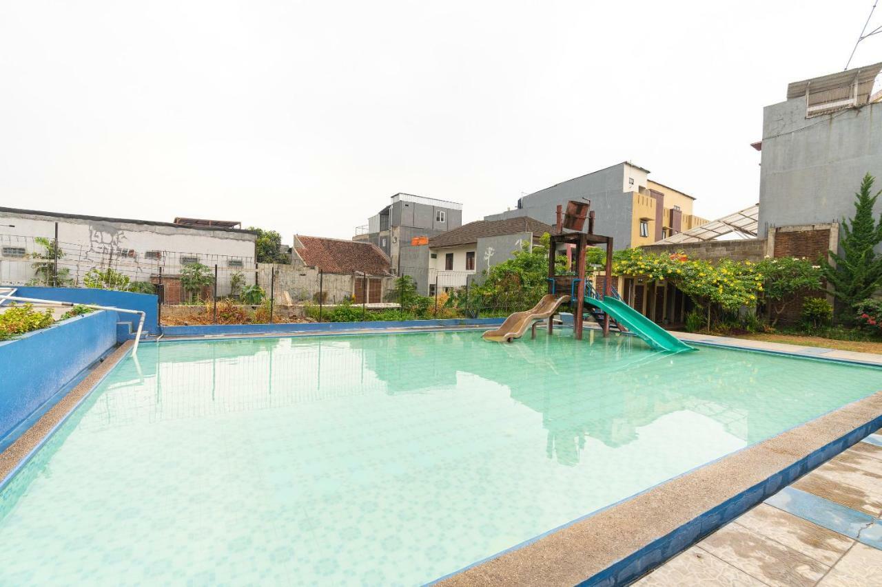 Reddoorz Hostel @ Dago 2 บันดุง ภายนอก รูปภาพ